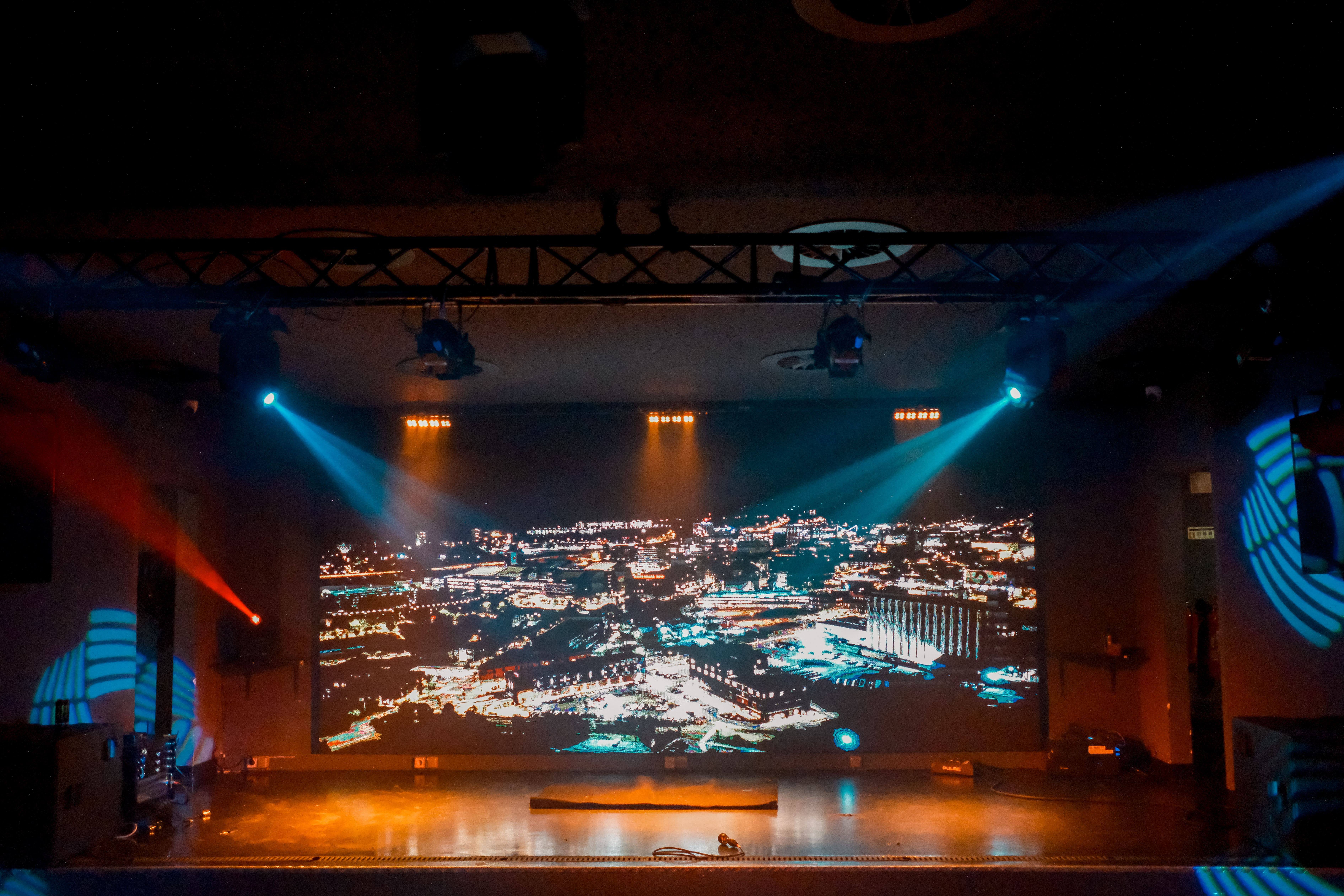 stage Image